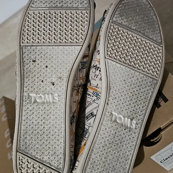 Toms Chicago Map Classic Natural Canvas Slip-Ons - Picture 5 of 5